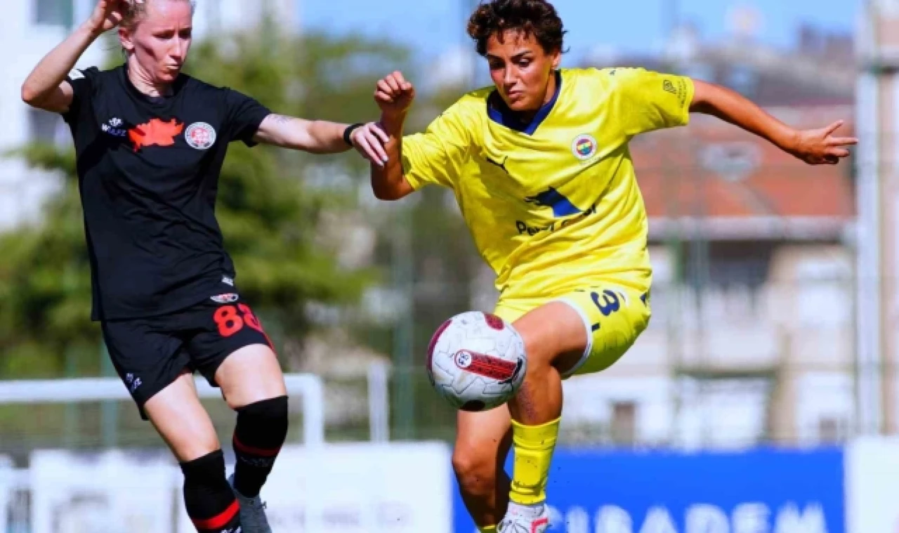 Kadın Futbol Süper Ligi: Fenerbahçe: 1 - Fatih Karagümrük: 0