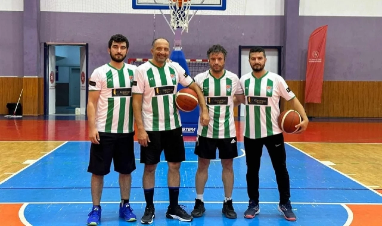 Kamu spor oyunlarında adlarını çeyrek finale yazdırdılar