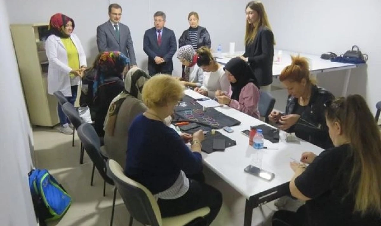 Kaymakam Güldoğan ADEM'i ziyaret etti