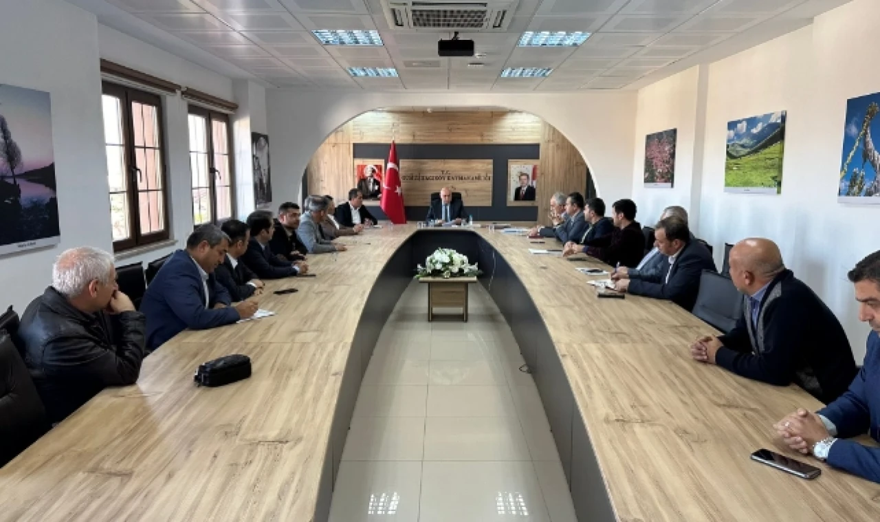 Okul ve Kurum Müdürleri toplantısı yapıldı