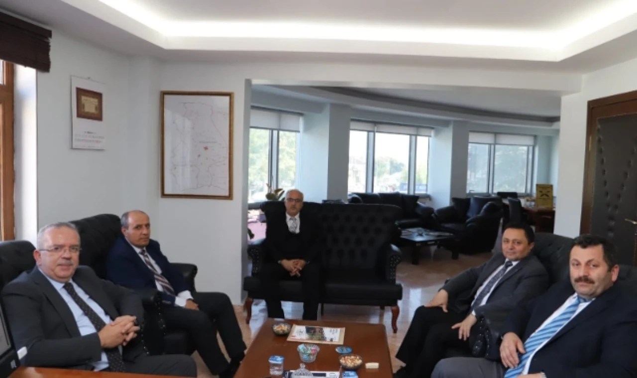 Rektör'den Gümüşhacıköy Müftülüğüne ziyaret