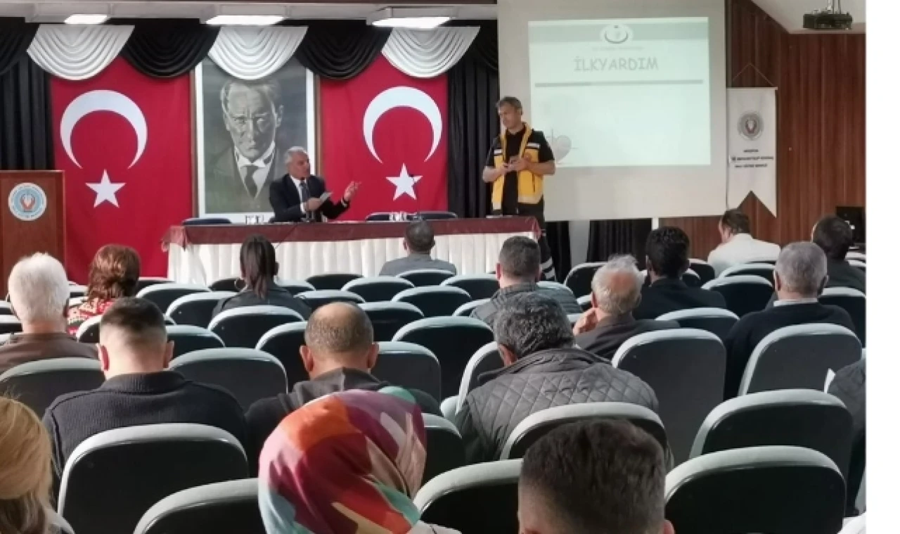 Servis Şoförlerine Eğitim Semineri Düzenlendi