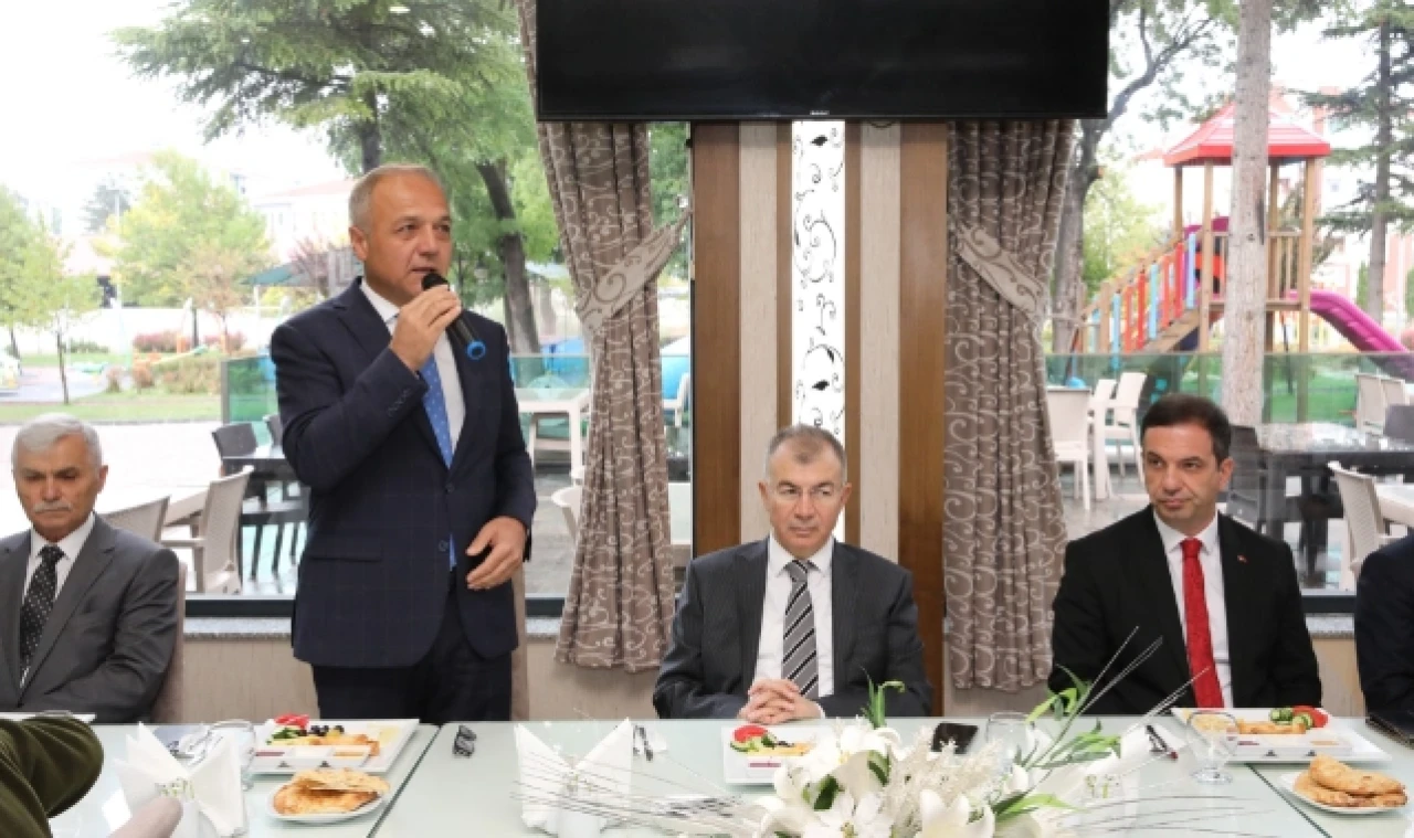 Suluova Huzurevinde 1 Ekim Yaşlılar Günü Kutlandı