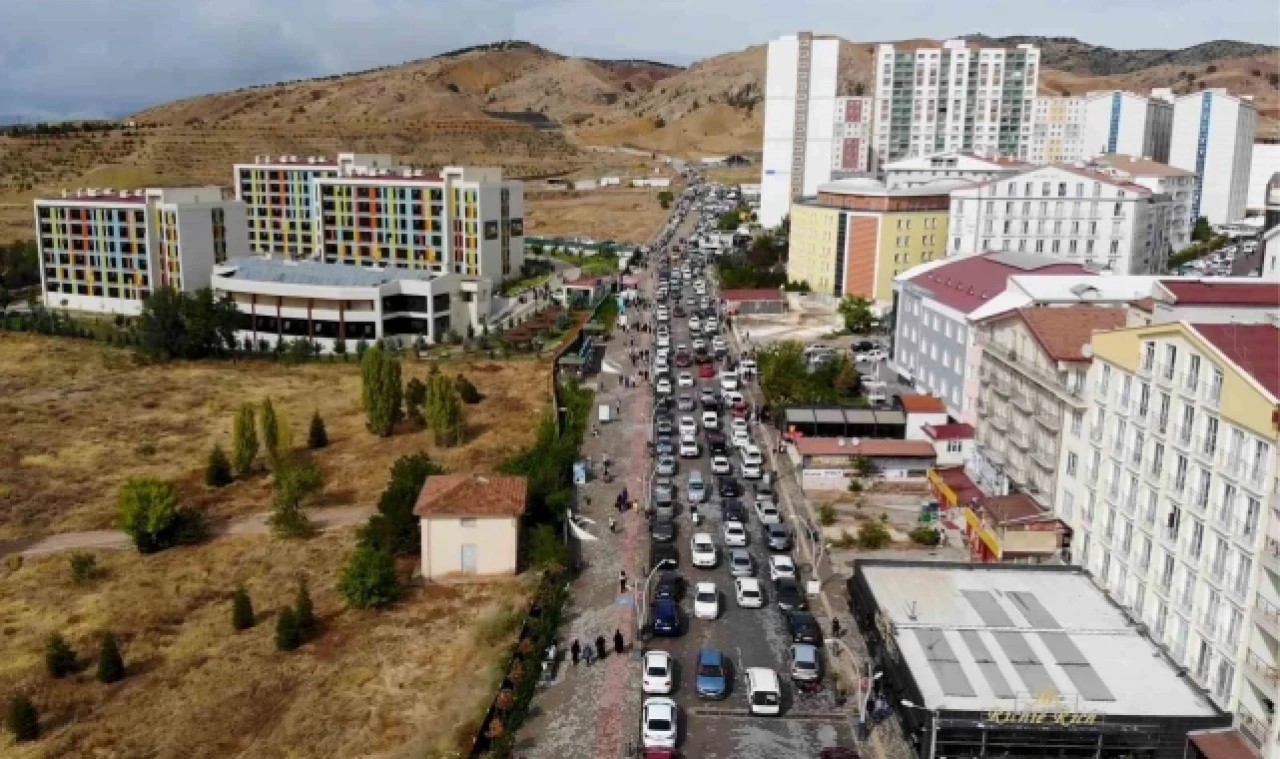 Üniversite açıldı, nüfus patlaması yaşandı: İlçe nüfusu 30 binden 100 bine dayandı