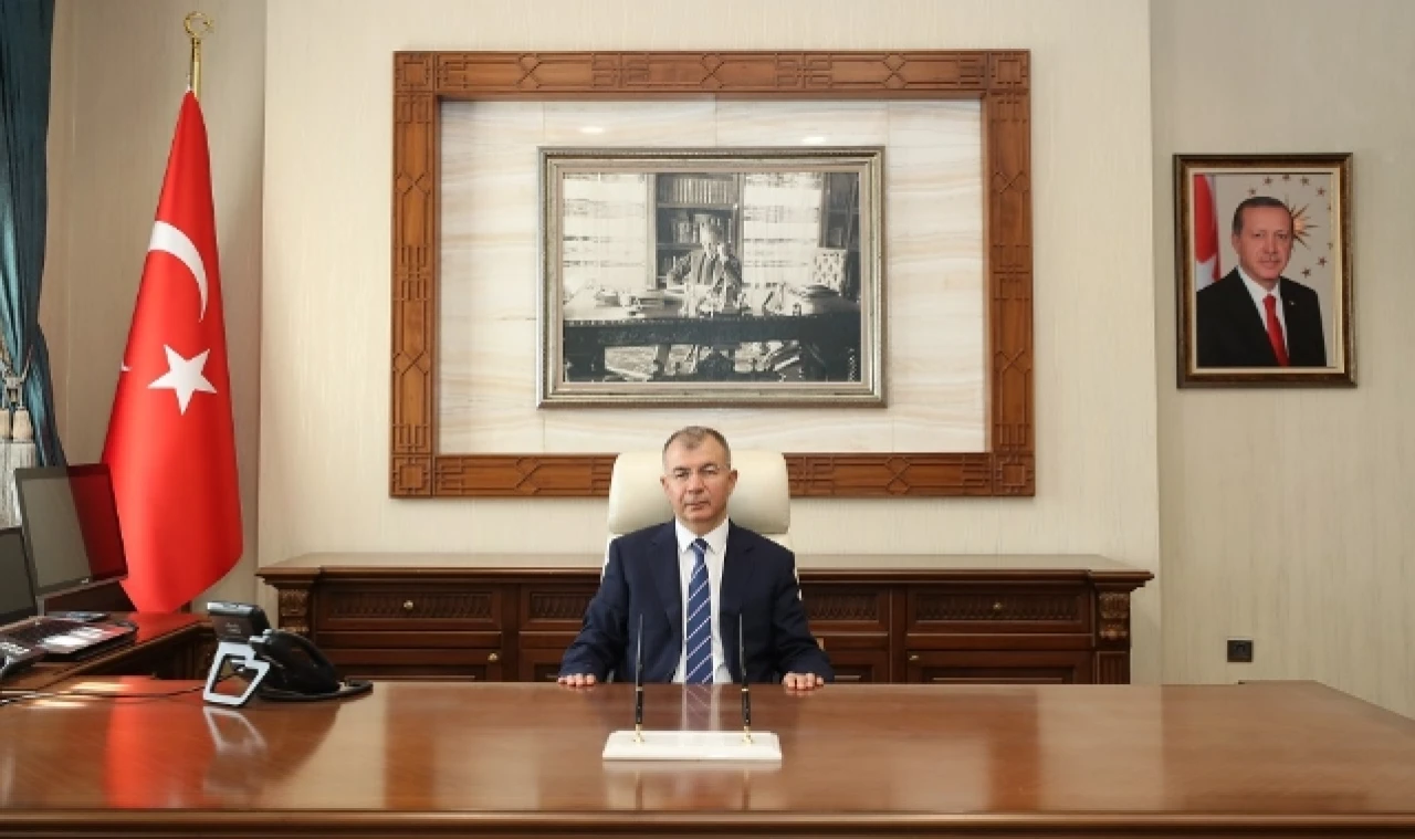 Vali Doruk'un 100. yıl mesajı