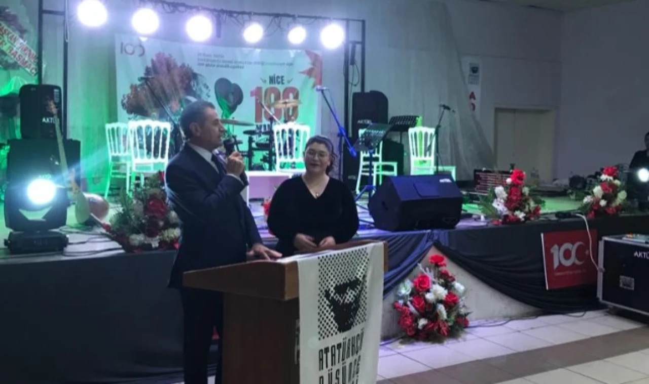 ‘Yaşasın Türkiye Cumhuriyeti!’