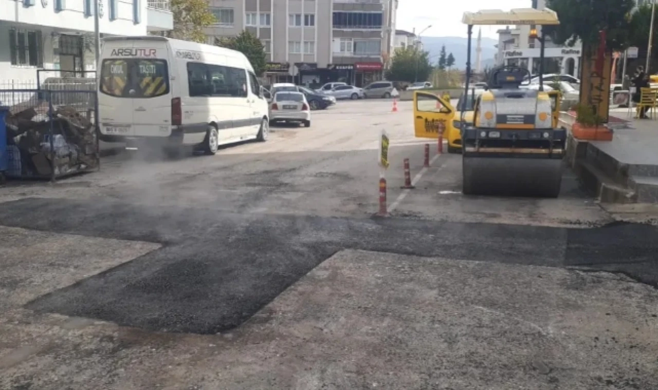 Amasya Belediyesinin Asfalt Yama Çalışmaları Sürüyor