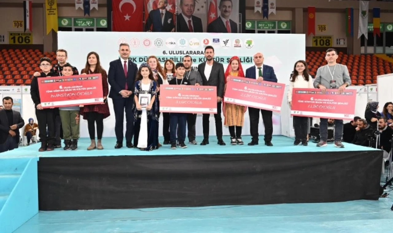 Amasya’lı öğrenciler ödülle döndü