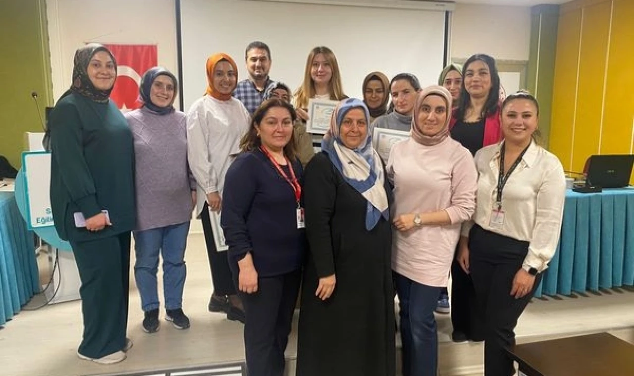 Anne Sütü ve Emzirme Danışmanlığı Uygulayıcı Eğitimi