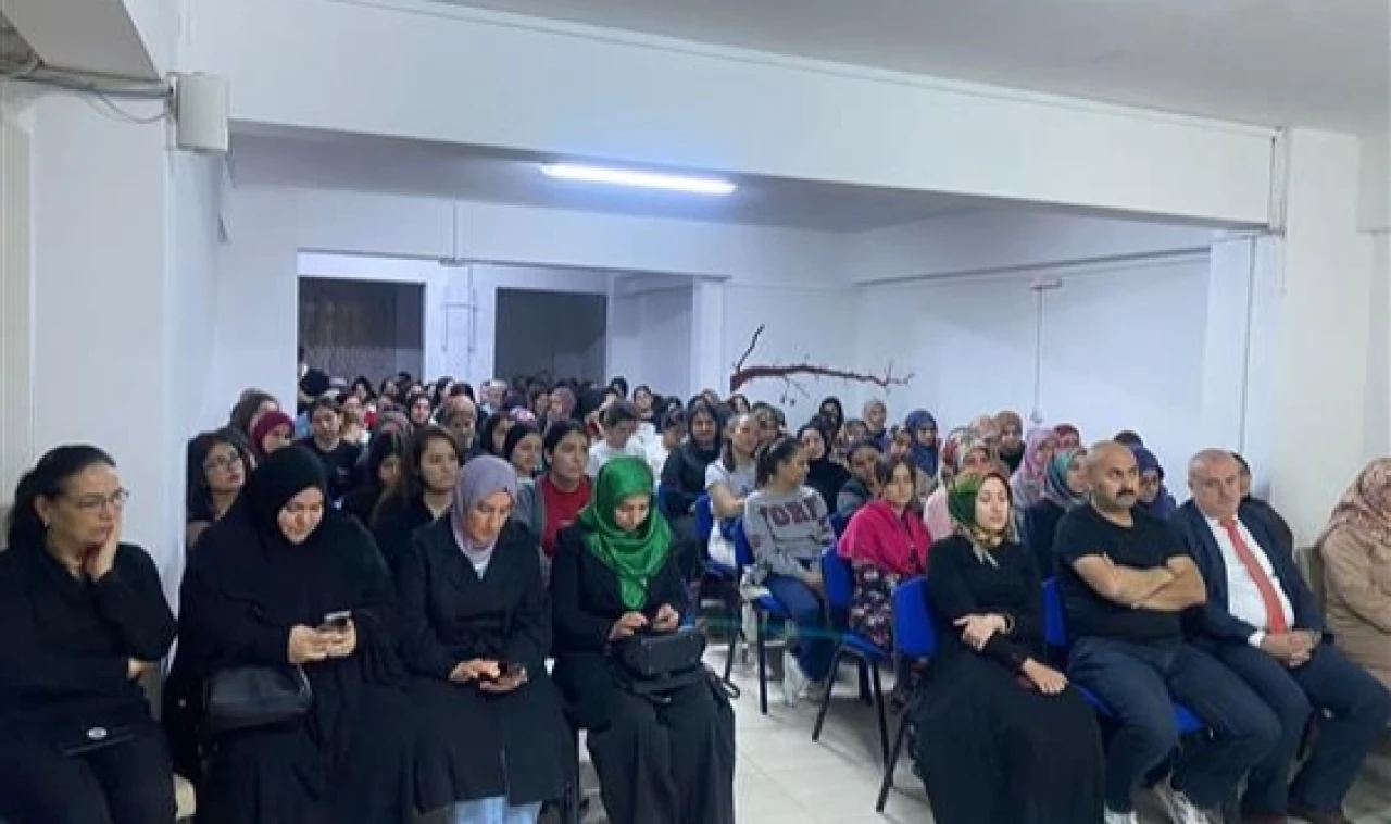 “Başarıya Giden Yollar” anlatıldı