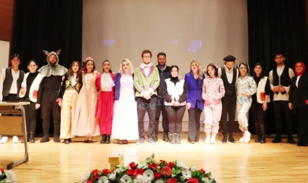Çocuk ve Sanat Konulu Etkinlik Düzenlendi