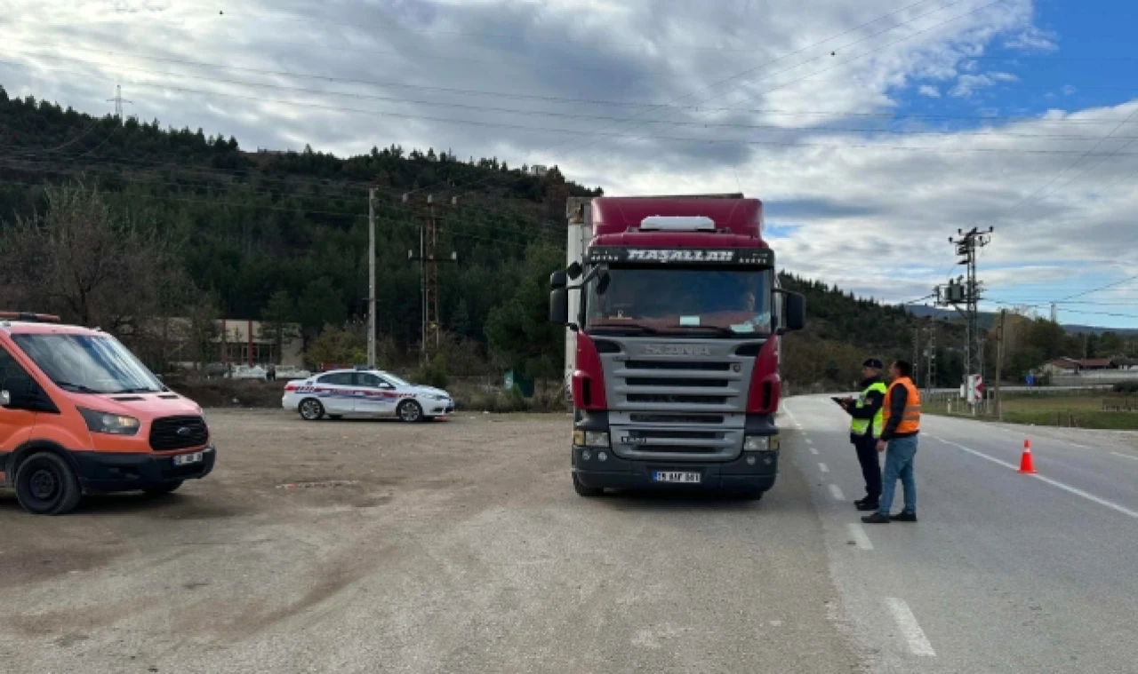 Jandarmadan Yük ve Yolcu Taşıyan Araçlara Denetim