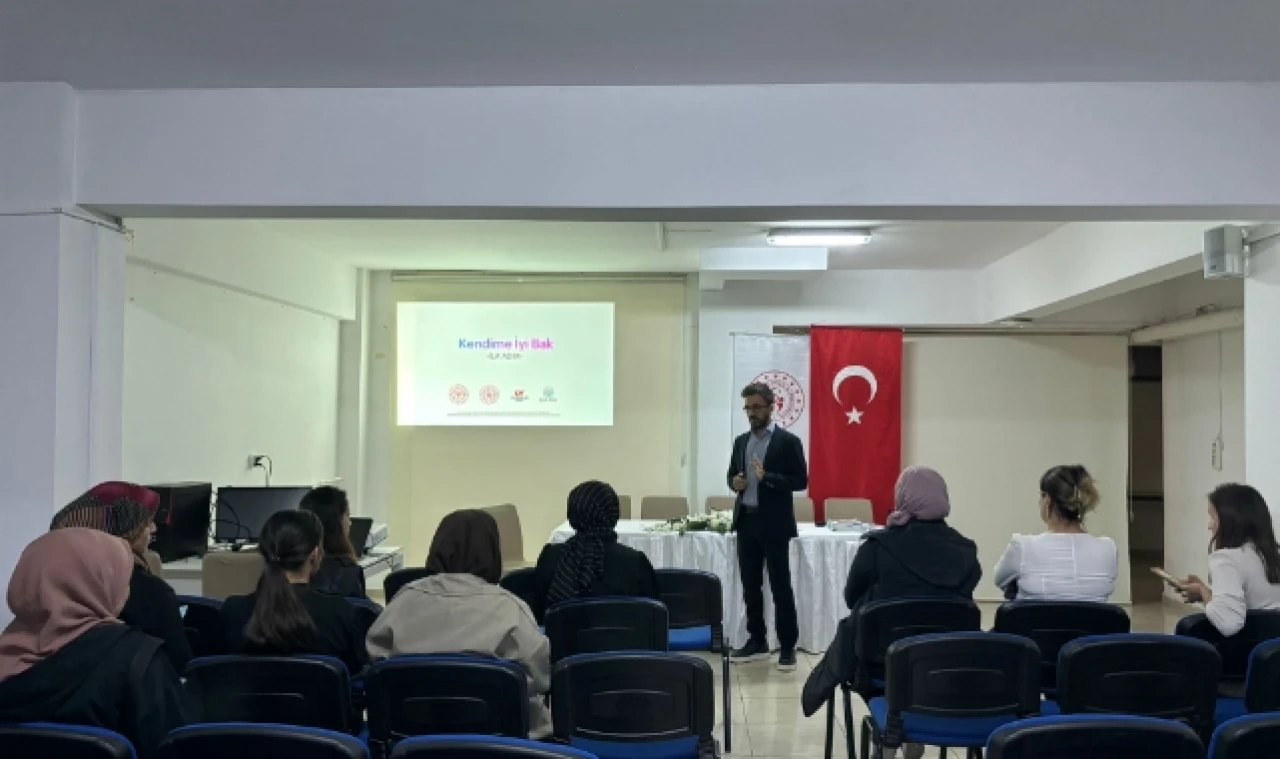 KYK öğrencilerine Ruh Sağlığı Güçlendirme eğitimi verildi