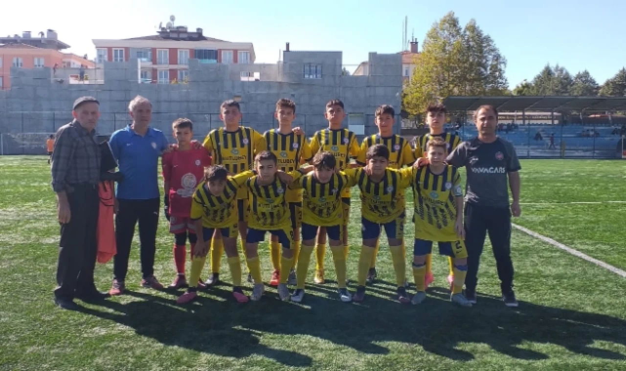 Mertel Merzifongücü’nün bileği bükülmüyor