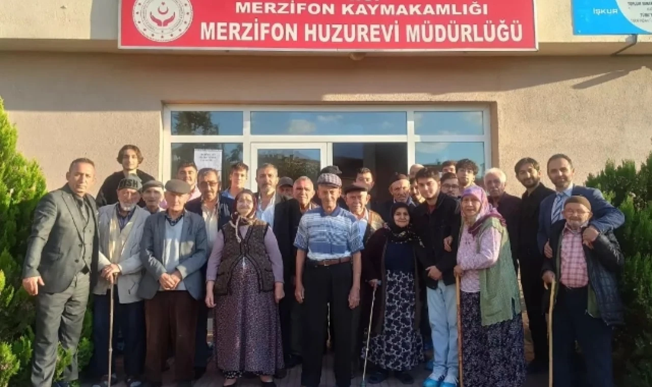 Merzifon Huzurevi ziyaret edildi.