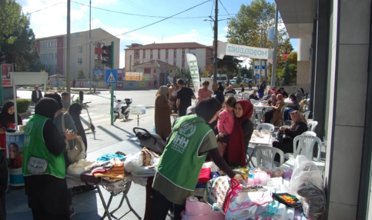 Merzifon İHH’dan Gazze’ye destek