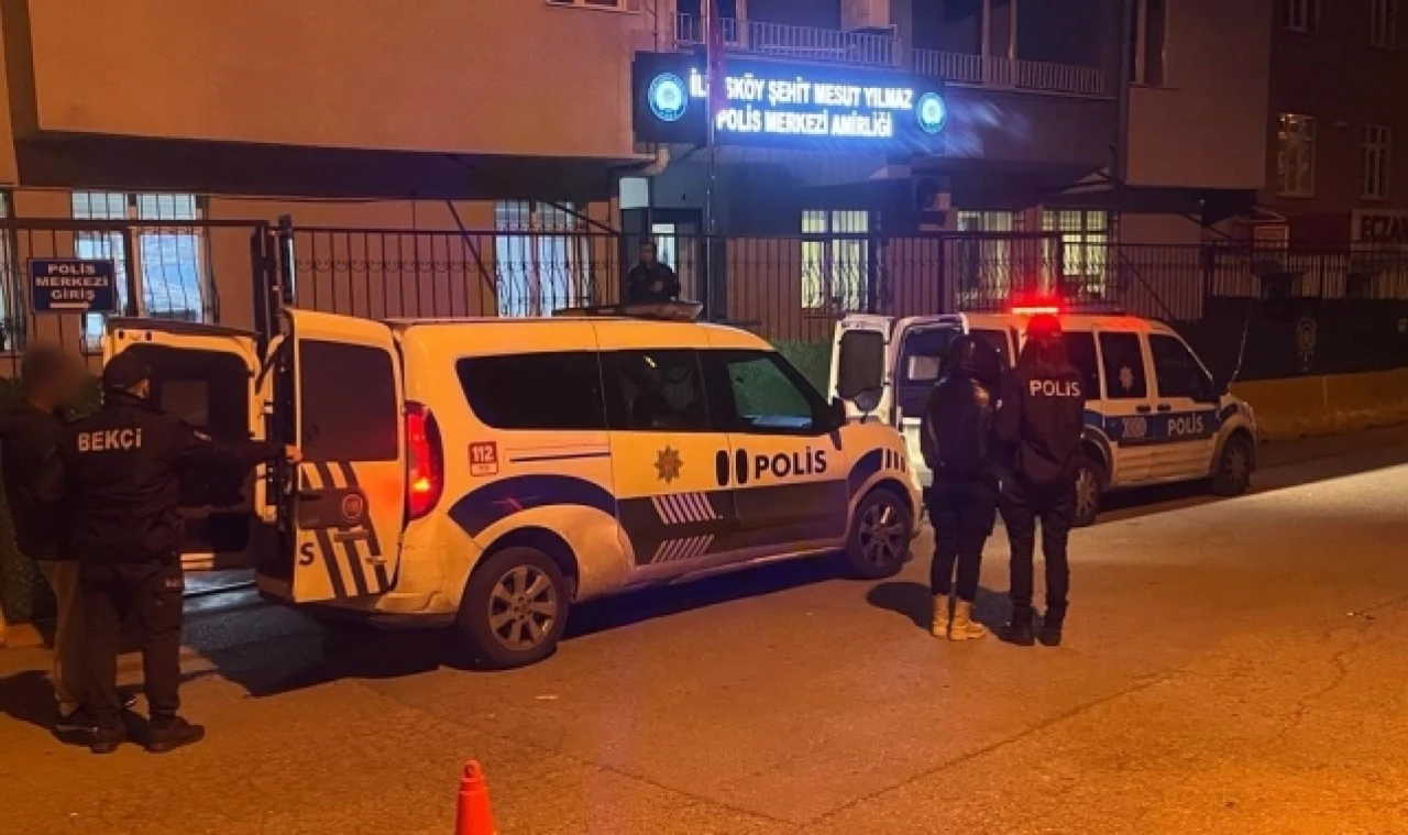 Polise direnen kadının üzerinden tabanca çıktı