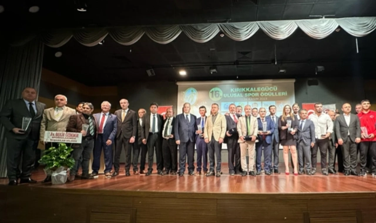 Spor Dalında Yılın En Başarılı İlçe Belediye Başkanı Alp Kargı Oldu