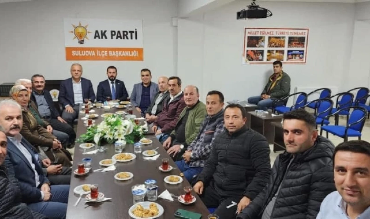 Suluova AK Parti ilçe başkanlığı yönetim kurulu toplantısı yapıldı