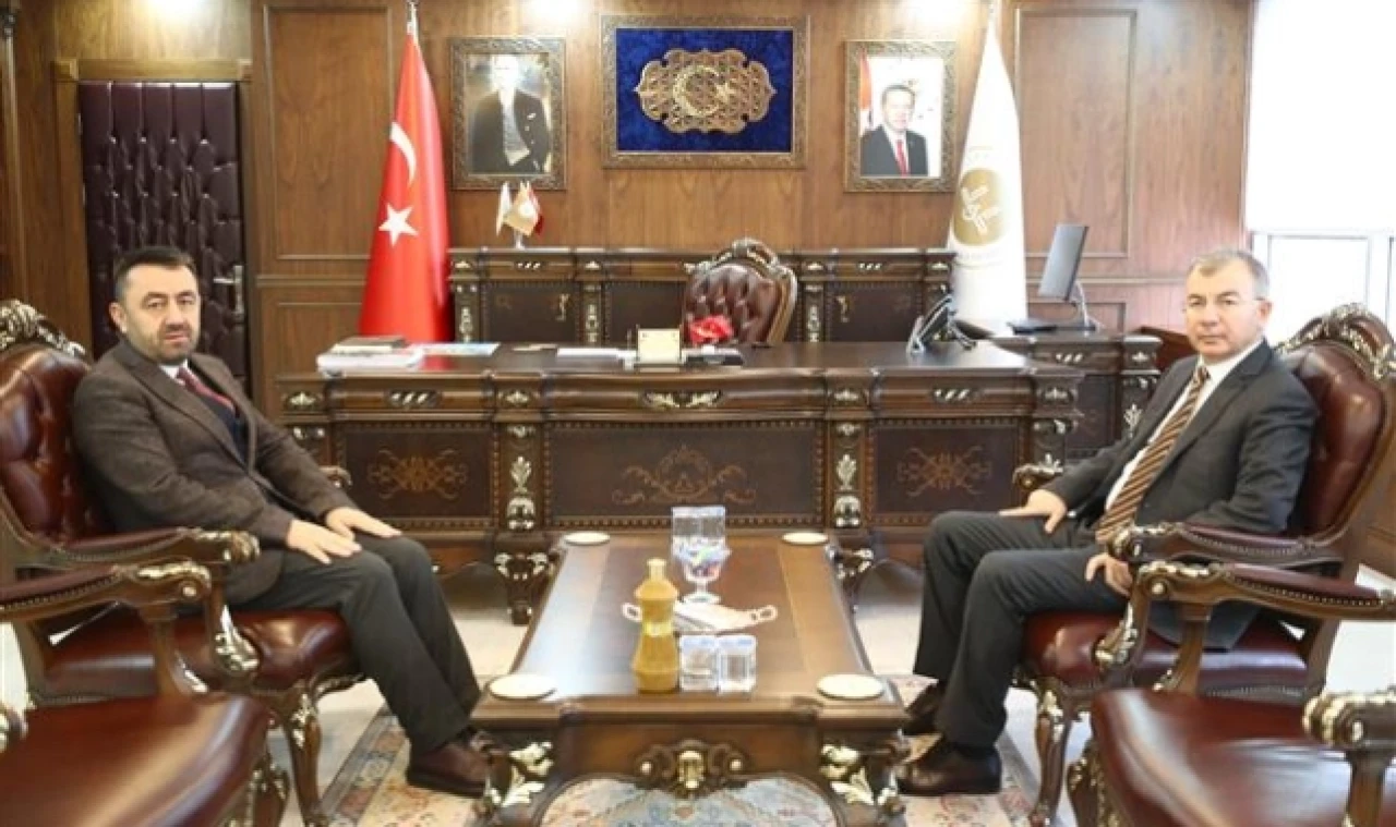 Vali Yılmaz Doruk İl Müftülüğüne Çalışma Ziyaretinde Bulundu