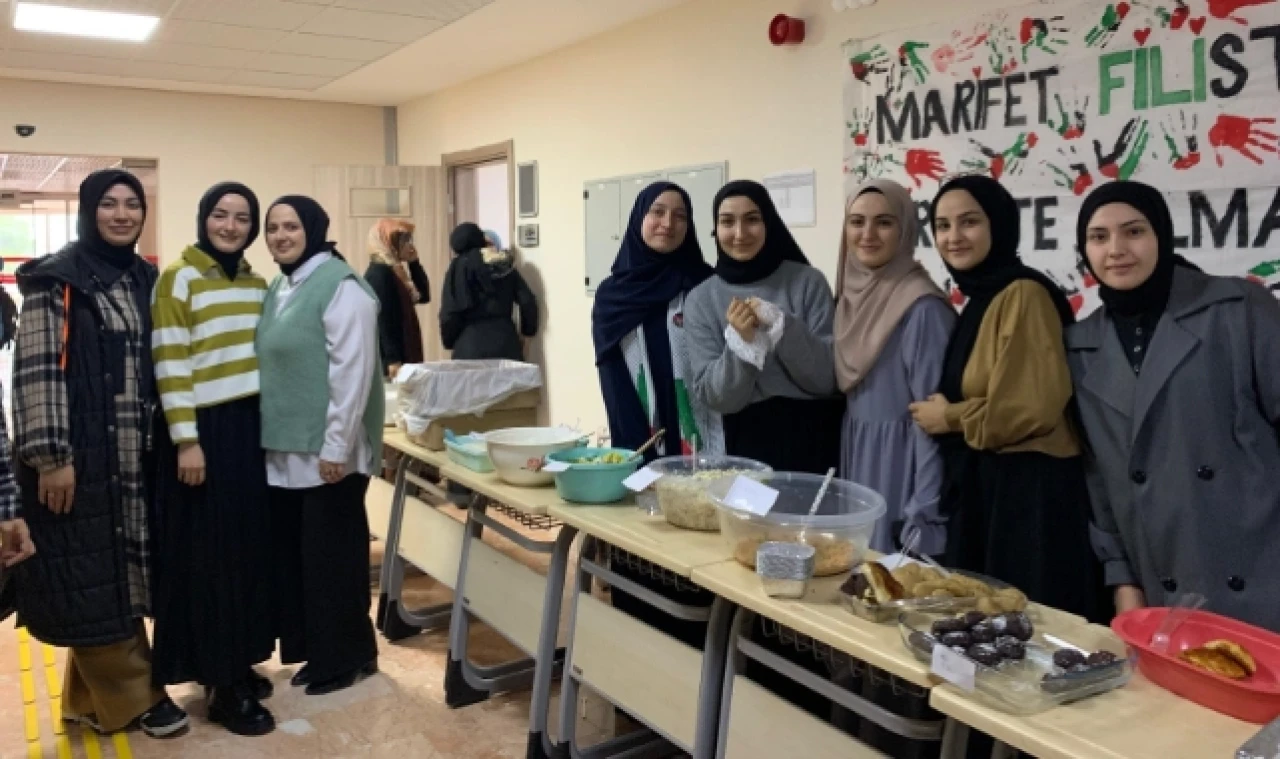 "Bir Aradayız Gazze'nin Yanındayız" İnsani Yardım Kampanyası İçin Kermes