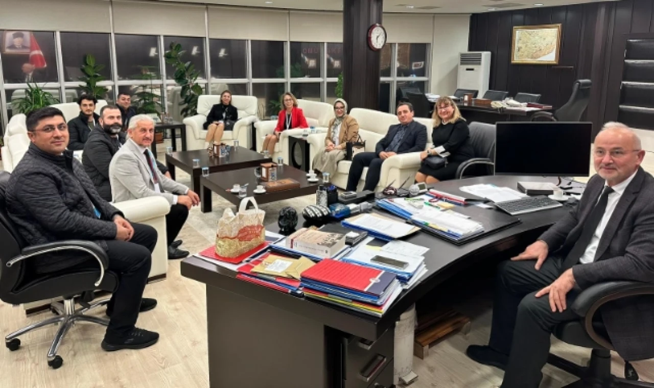 Kalite Elçileri Rehberlik ve Psikolojik Danışmanlık Öğrencilerinden Ziyaret