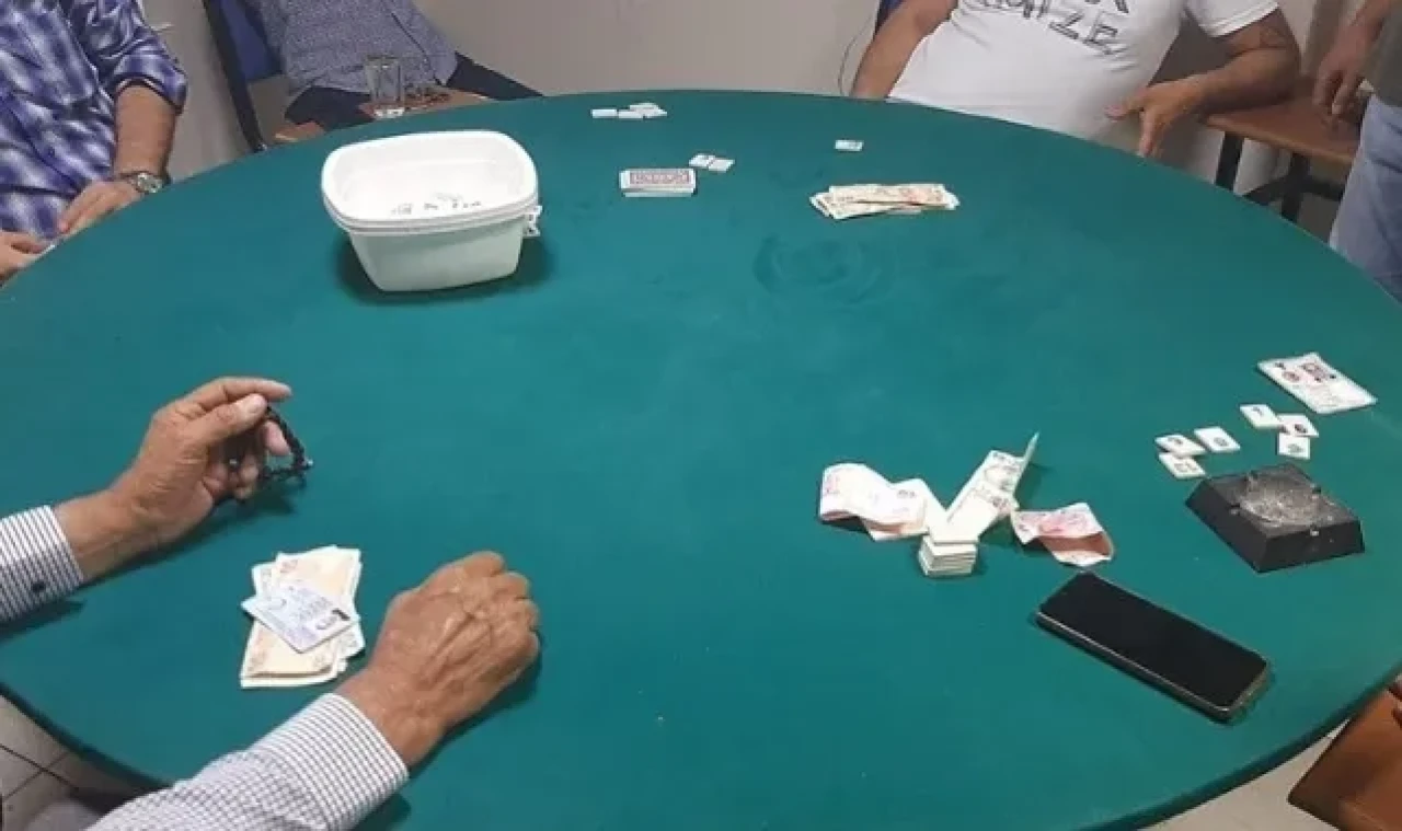 Merzifon'da kumarcılara 16 bin TL para cezası