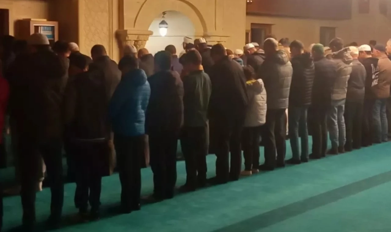 Merzifon’da Sabah Namazı Buluşmaları Devam Ediyor