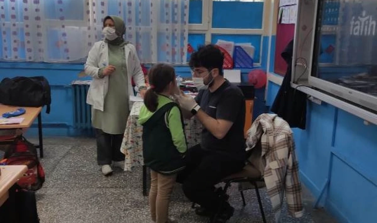 Merzifon Kaymakamlığı koordinesinde Ağız Ve Diş Sağlığı Taraması yapıldı