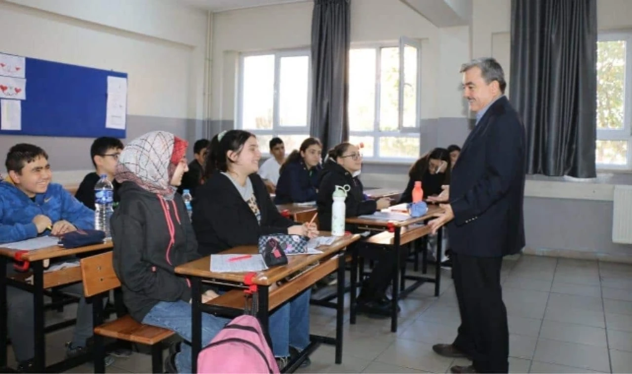 Müdür Türkmen DYK Kurslarını ziyaret etti