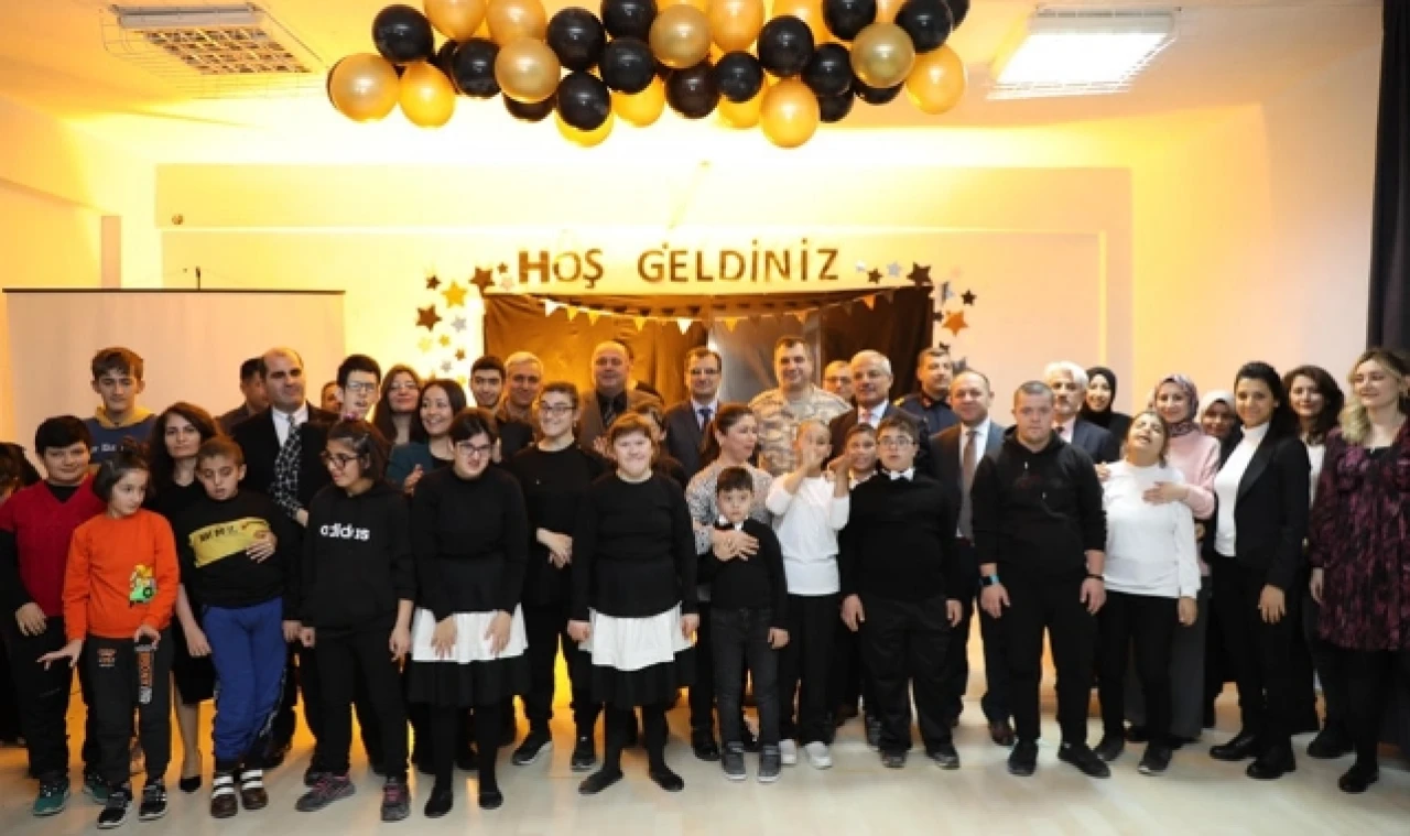 Özel Çocukların hazırladığı program tam not aldı