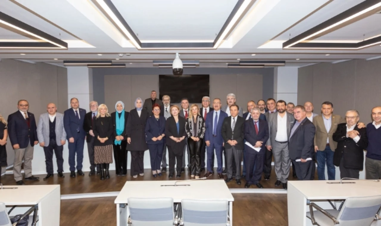 Resmi İlan Fiyat Tarifesine Yapılacak Zam Oranı Teklifi Kabul Edildi