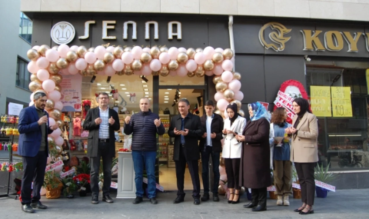 Senna Accessory Açıldı