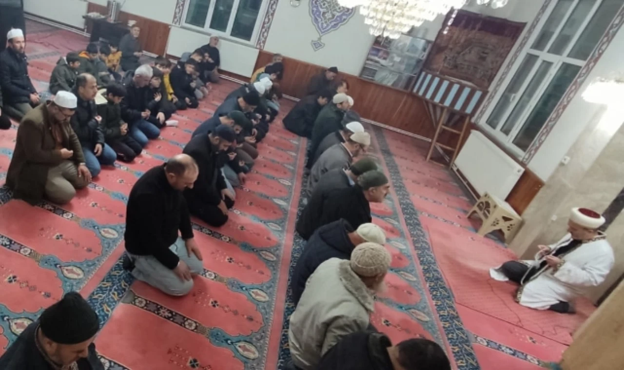 Suluova’da Sabah Namazında Buluştular