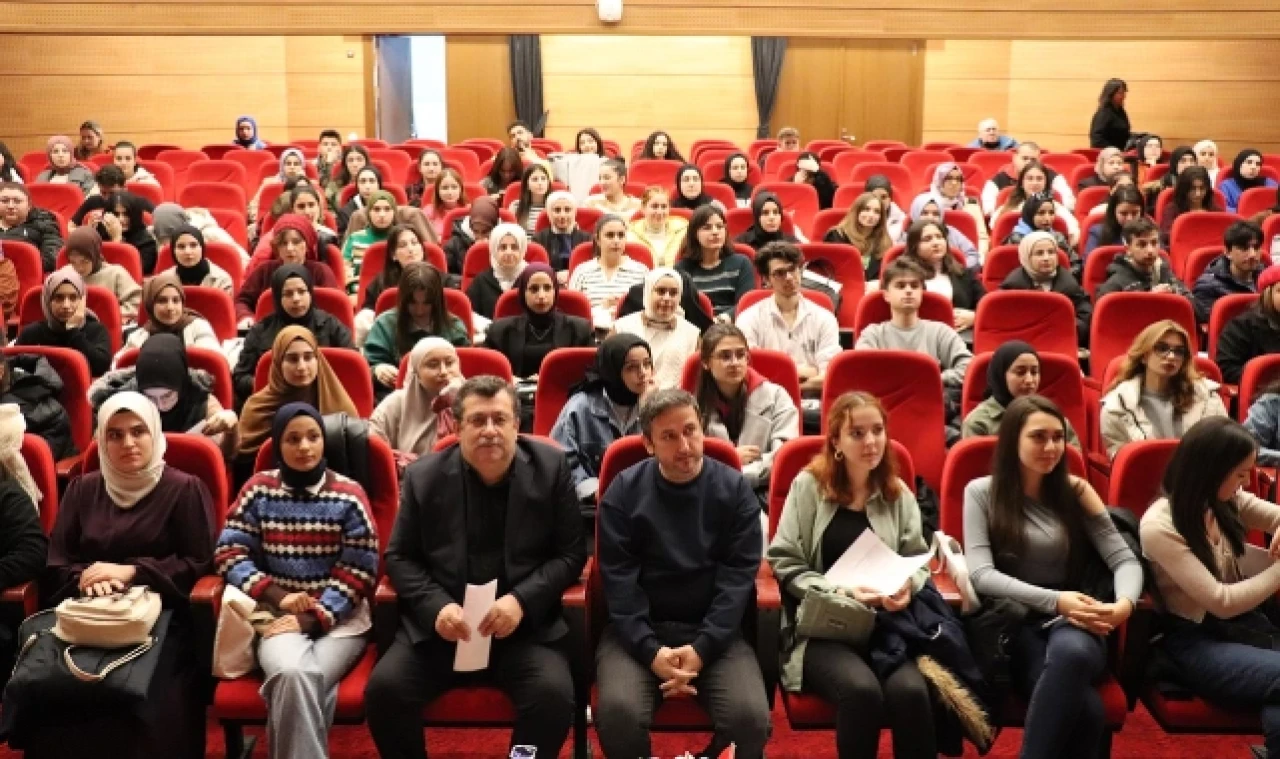 “Tarihsel, Ekonomik, Siyasal Koşullar Lideri Ortaya Çıkarır”