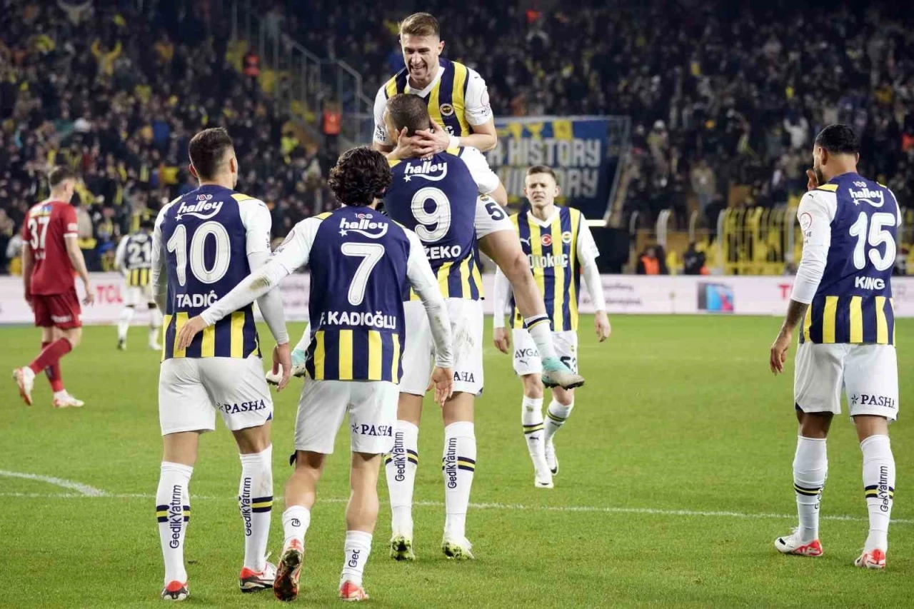 Trendyol Süper Lig: Fenerbahçe: 4 - Sivasspor: 1