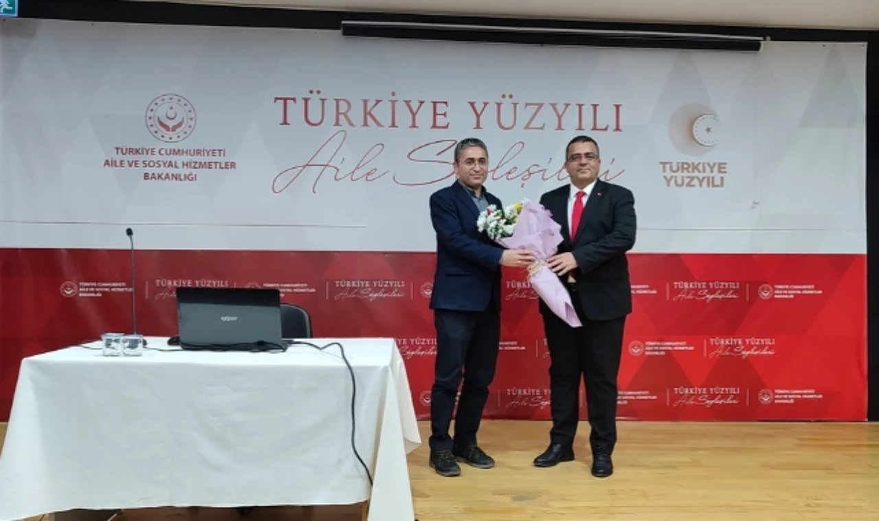 Türkiye Yüzyılı Aile Söyleşileri programı yapıldı
