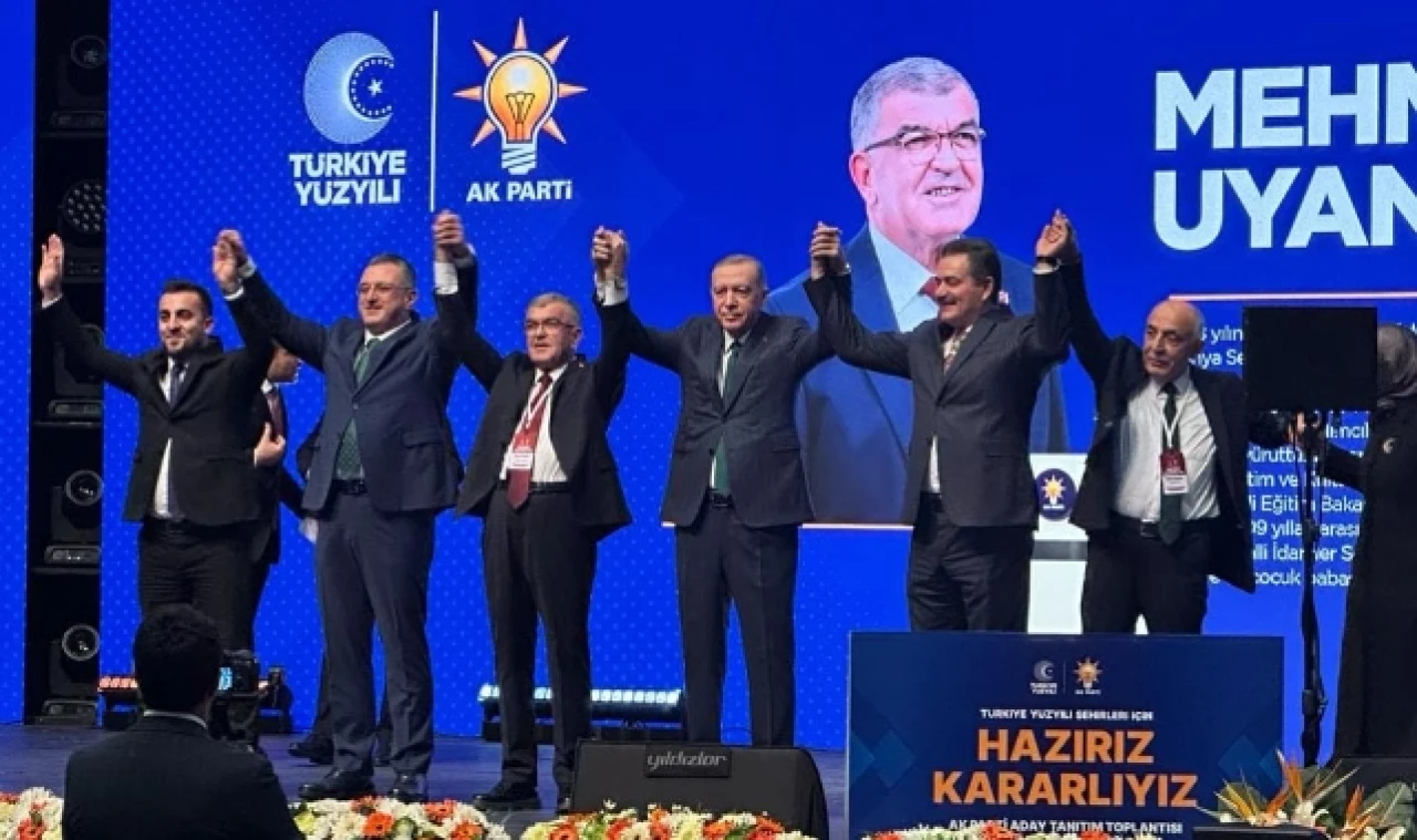 AK Parti Amasya Adayı Mehmet Uyanık Oldu