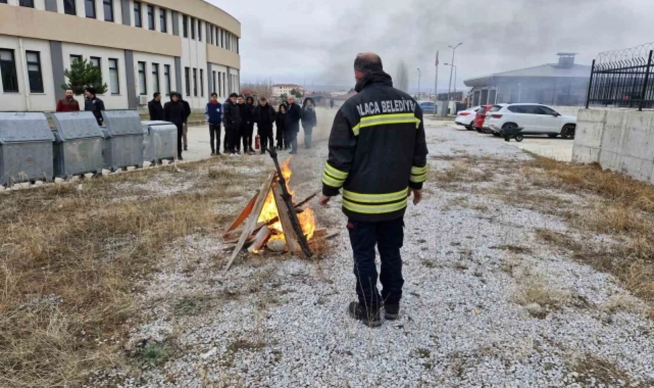 Alaca'da KYK'da yangın tatbikatı