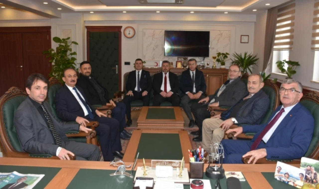 Başkan Adayı Uyanık, Ziyaretlerine Devam Ediyor