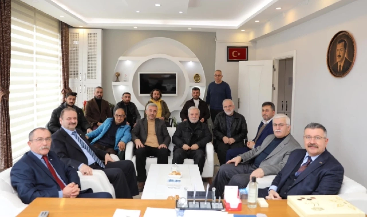 CHP'den AK Parti'ye iade-i ziyaret