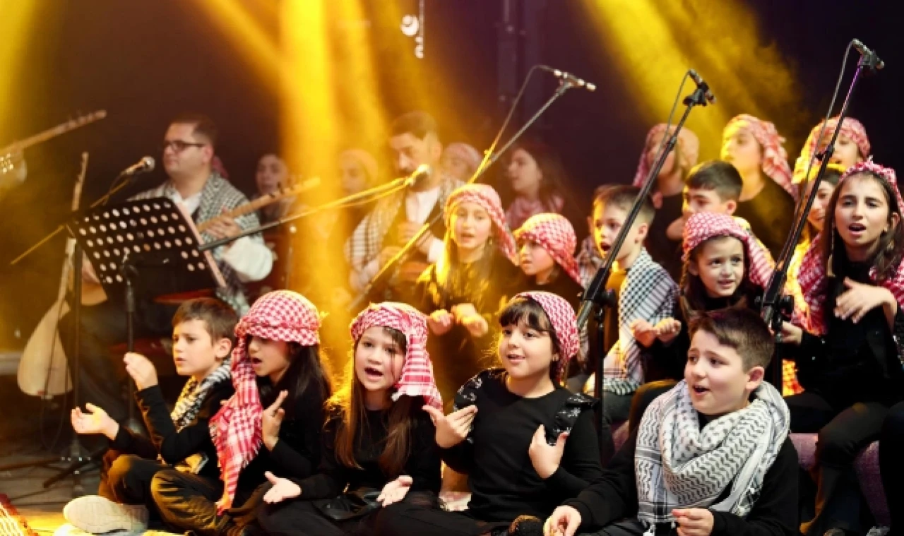 Çocuk Korosundan muhteşem konser