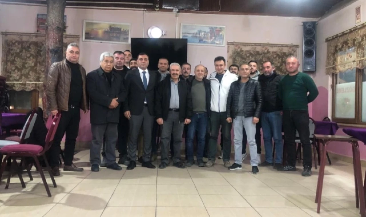Demiral, galerici esnafı ile bir araya geldi