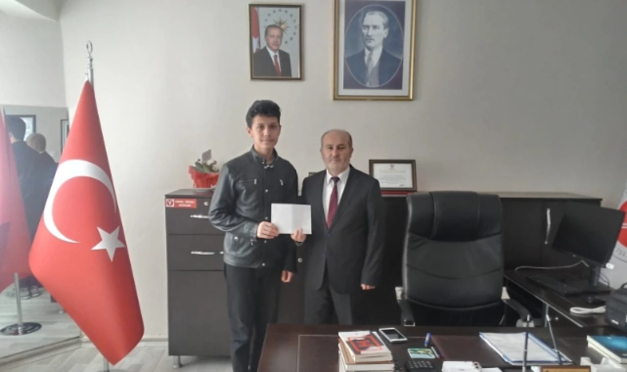 Dereceye Giren Öğrenci Ödüllendirildi