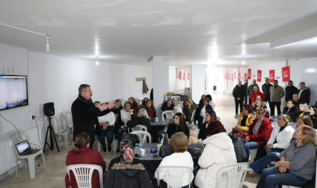 Emektarlardan sonra gençlerle buluştu