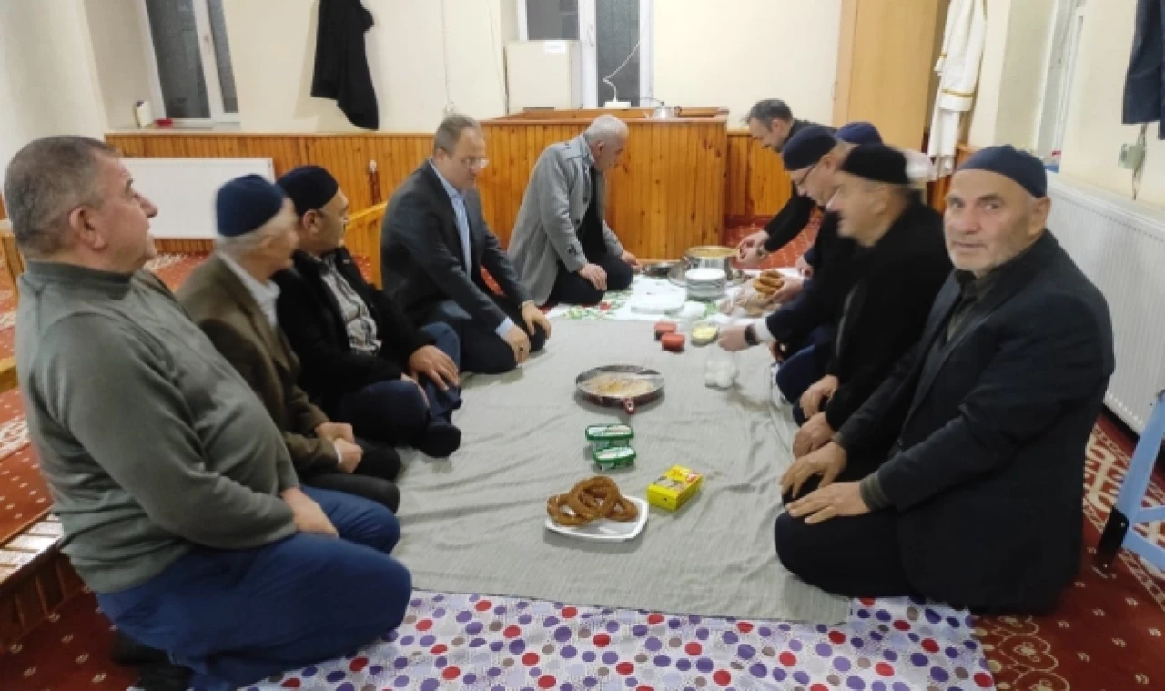 Eraslan Köyü'nde Sabah Namazında Buluşuldu