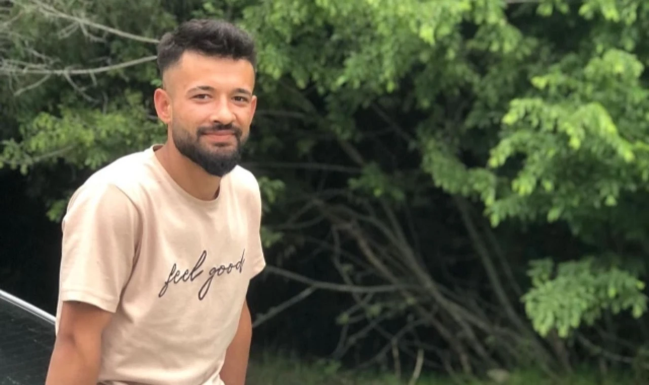İki araç arasında kaldı kurtarılamadı