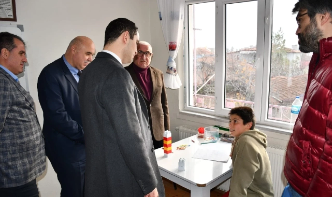 Kaymakam Büyükkaymakcı, özel eğitim öğrencileri ile bir araya geldi