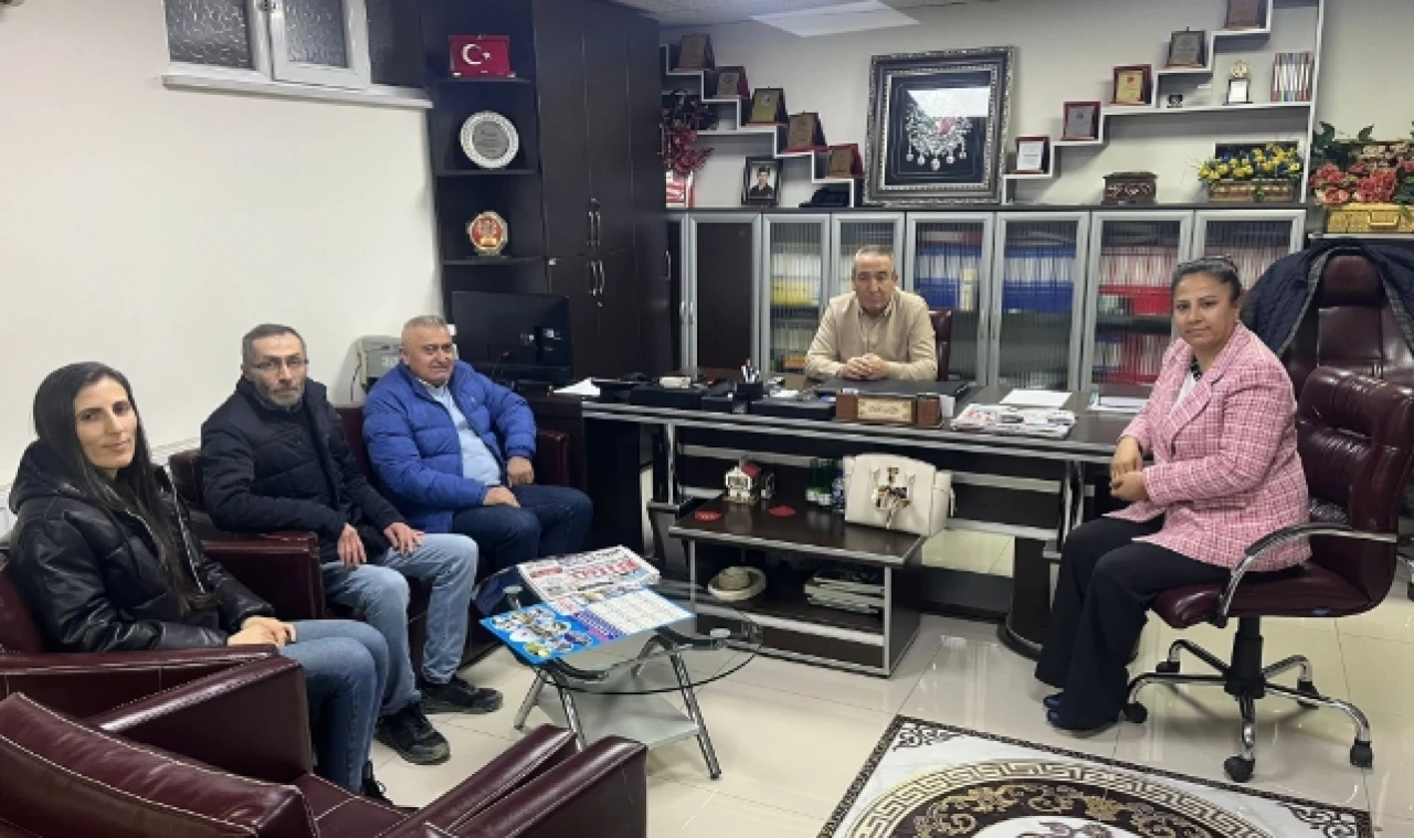 ‘Koltuk sevdasına değil, hizmet için adayım’