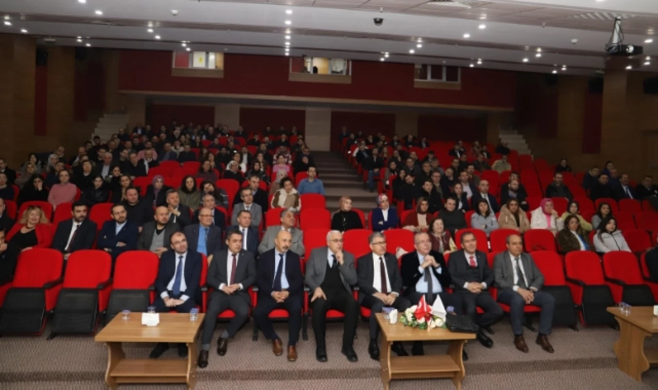 Kurum İçi İletişim ve Protokol Kuralları Eğitimi Verildi